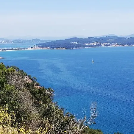 Vue D'exception 3 Min A Pied De La Des Sablettes La Seyne-sur-Mer